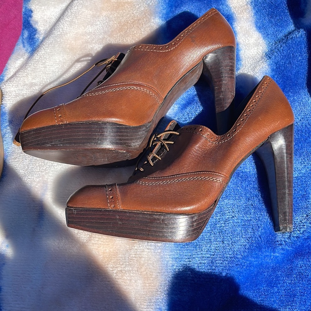 Stuart Weitzman heels. - Picture 2 of 3